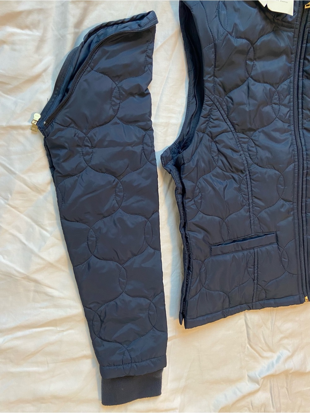 a new day Navy Quilted Circle-Pattern Puffer Jacket - Picture 13 of 14